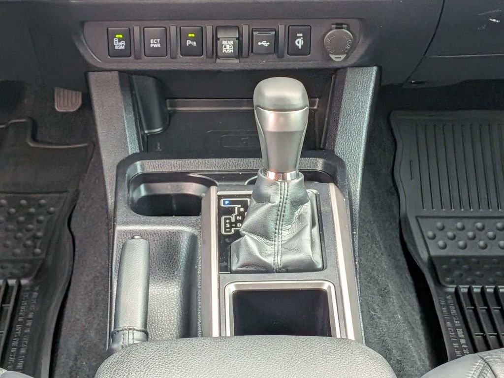 Used 2022 Gray Toyota Limited image 21