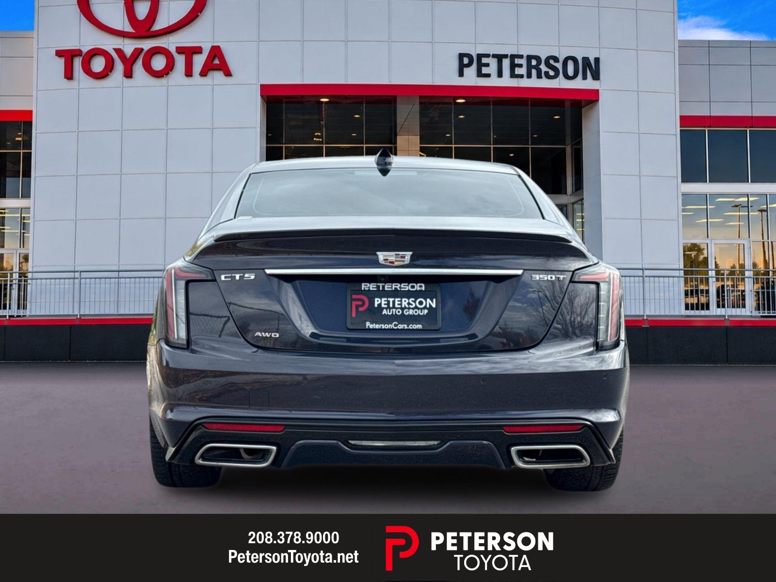 Used 2025  Cadillac Sport image 4