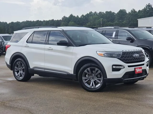 Used 2024 White Ford XLT image 2
