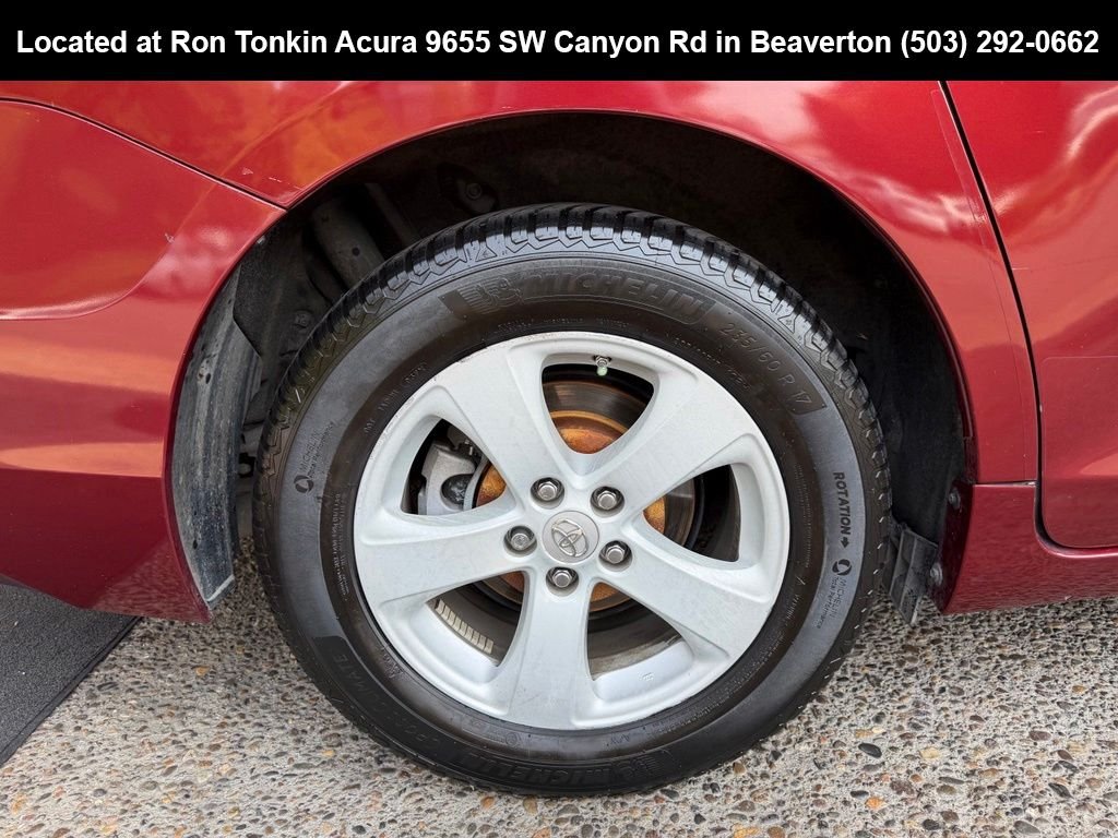 Used 2017 Salsa Red Pearl Toyota LE image 9
