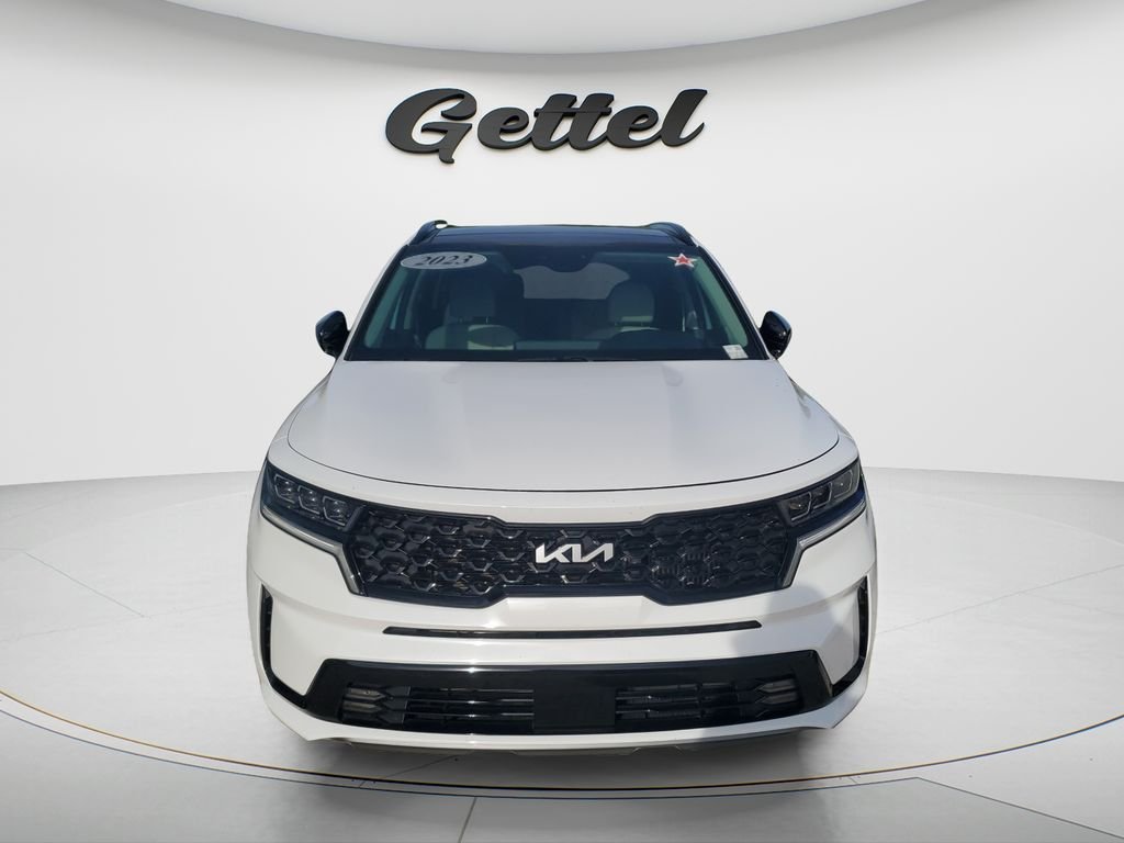 Used 2023 White Kia SX image 2