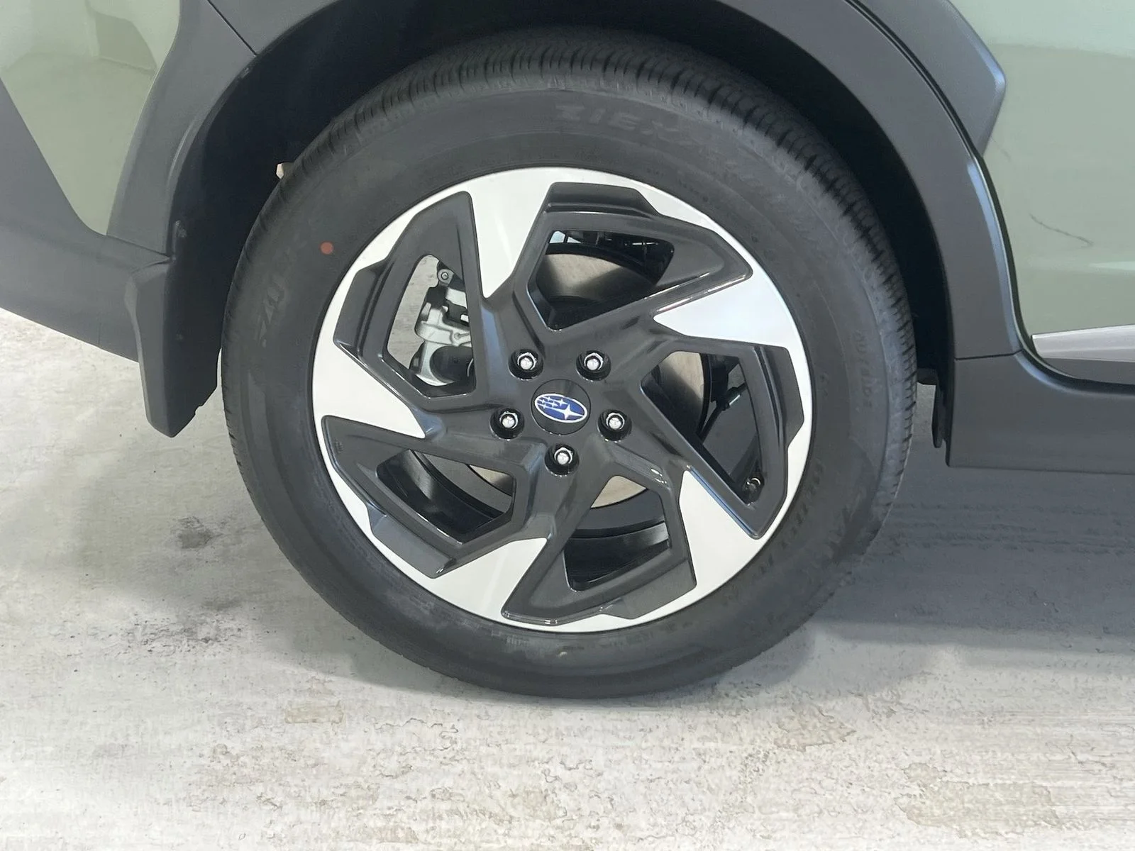 New 2026 ALPINE GREEN Subaru Limited image 10