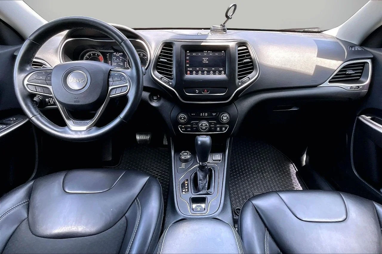 Certified Used 2019 Black Jeep Latitude Plus image 14
