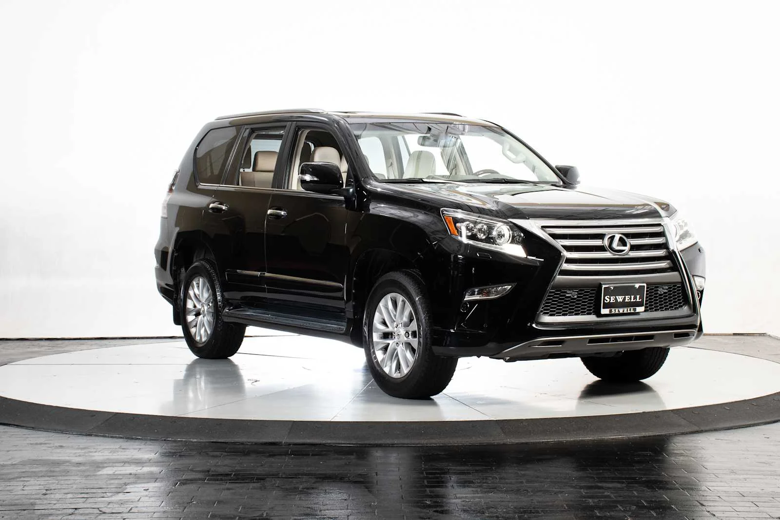 Used 2018 Black Onyx Lexus Premium image 9