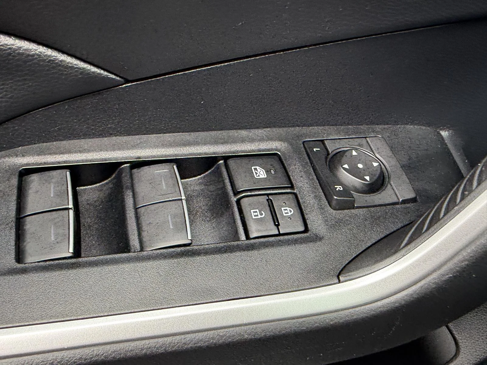 Used 2023 Magnetic Gray Metallic Toyota Hybrid SE image 29