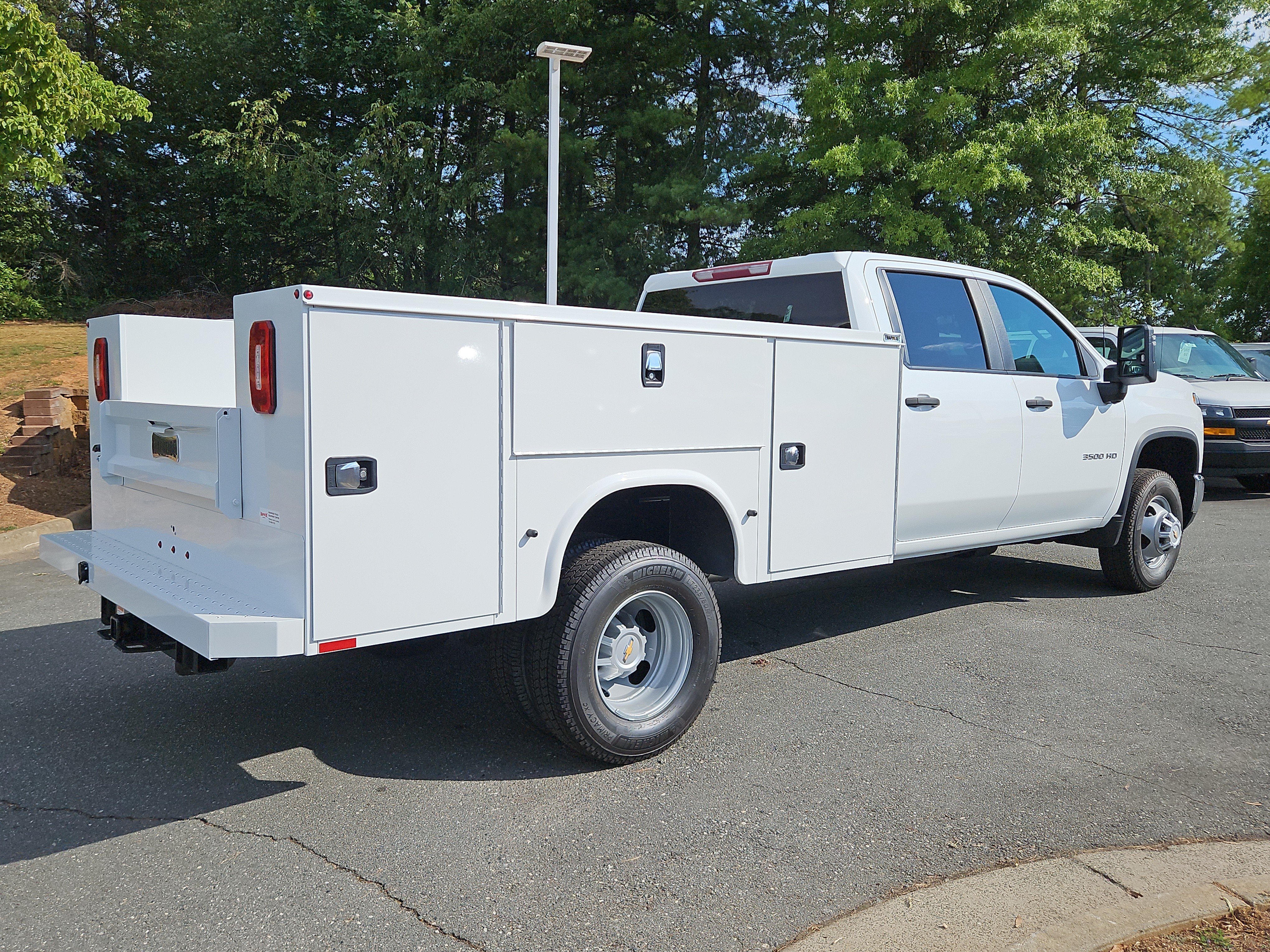 New 2026 Summit White Chevrolet Work Truck image 5