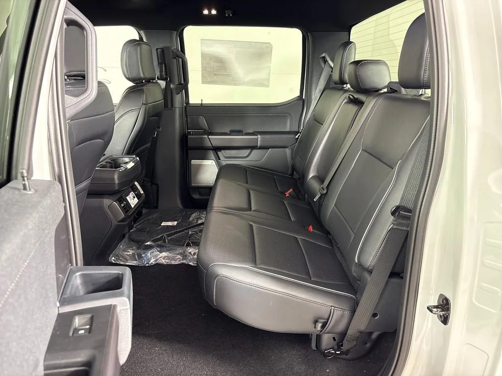 New 2026 White Ford Lariat image 32