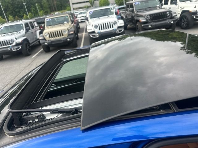 Used 2022 Blue Kia GT image 19