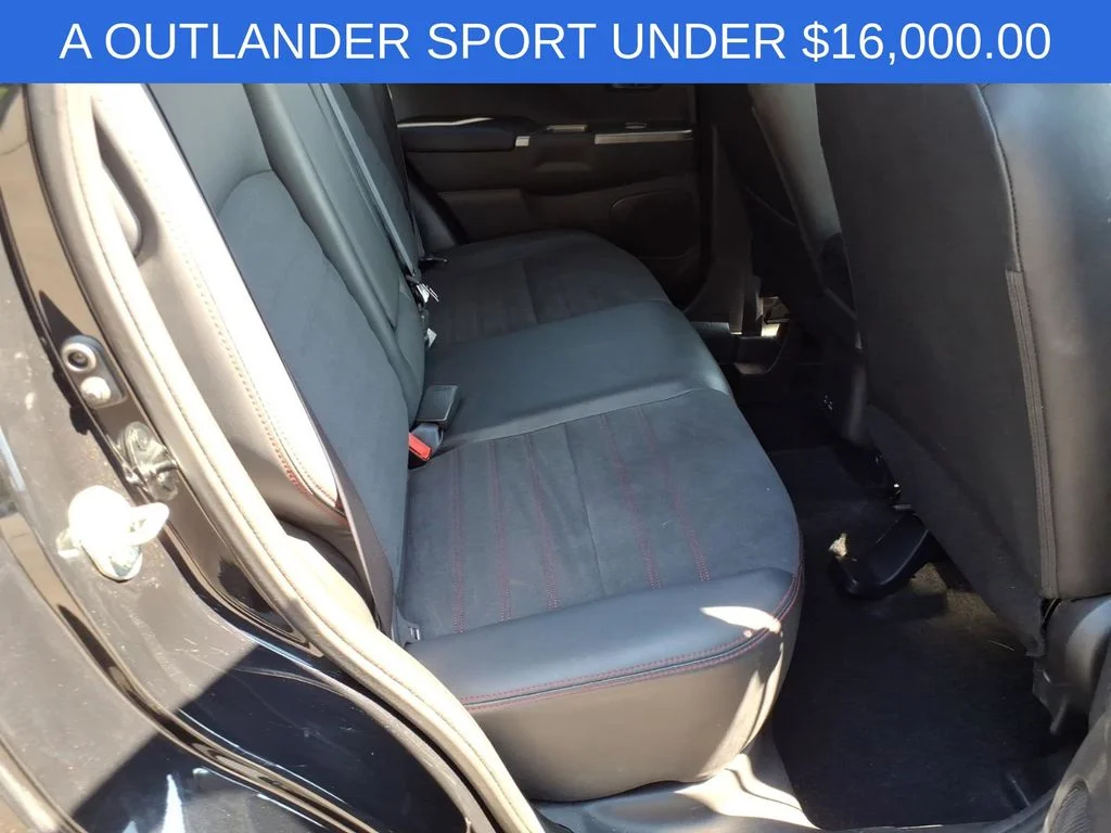 Used 2022 Black Mitsubishi 2.0 SE image 13