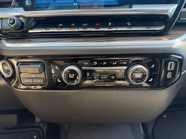 Used 2025 Summit White Chevrolet LT Trail Boss image 16