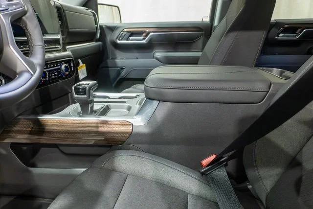2026 Chevrolet Silverado 1500 LT Trail Boss - Photo 14