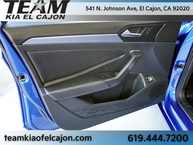 Used 2024  Volkswagen 1.5T SE image 23