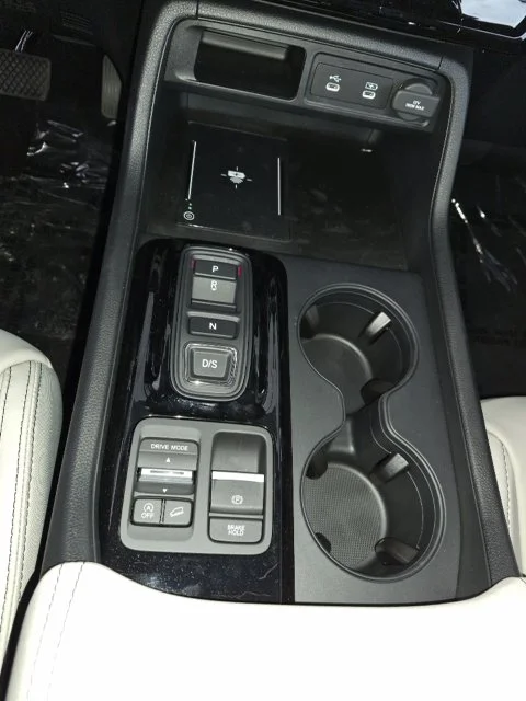 New 2026 Platinum White Pearl Honda RTL image 23