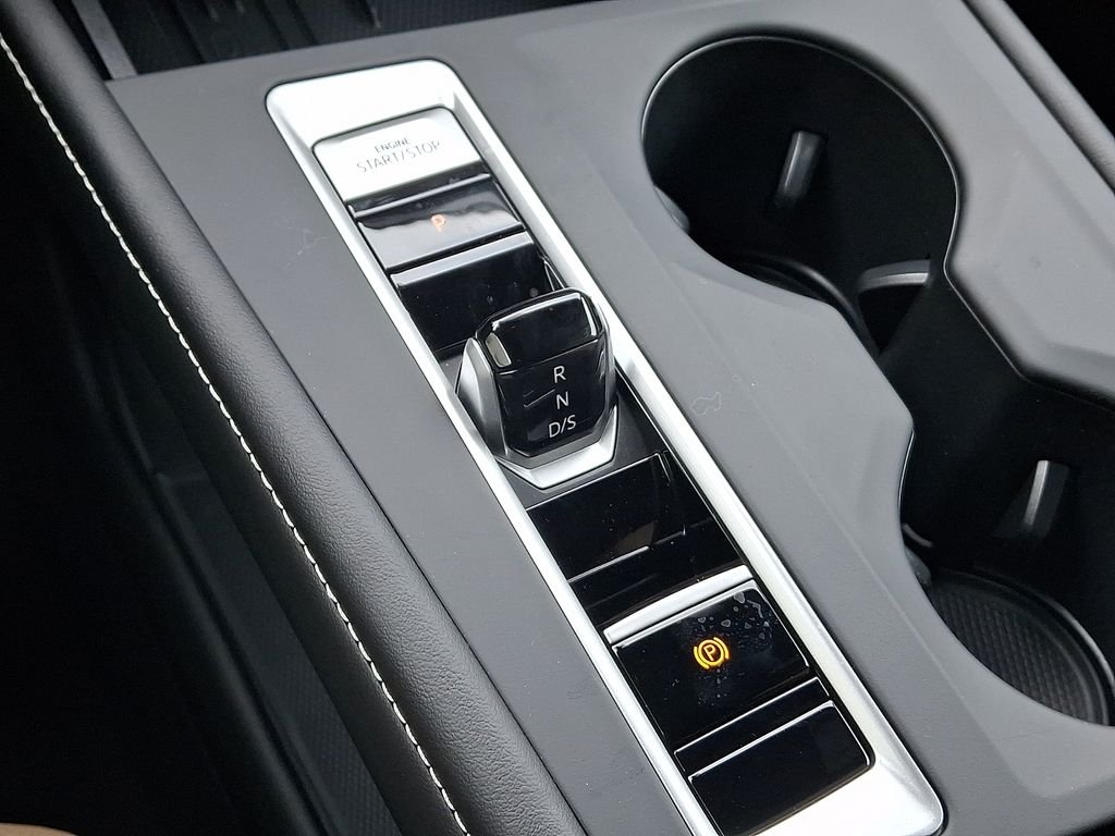 New 2026 Blue Volkswagen 2.0T SE image 9