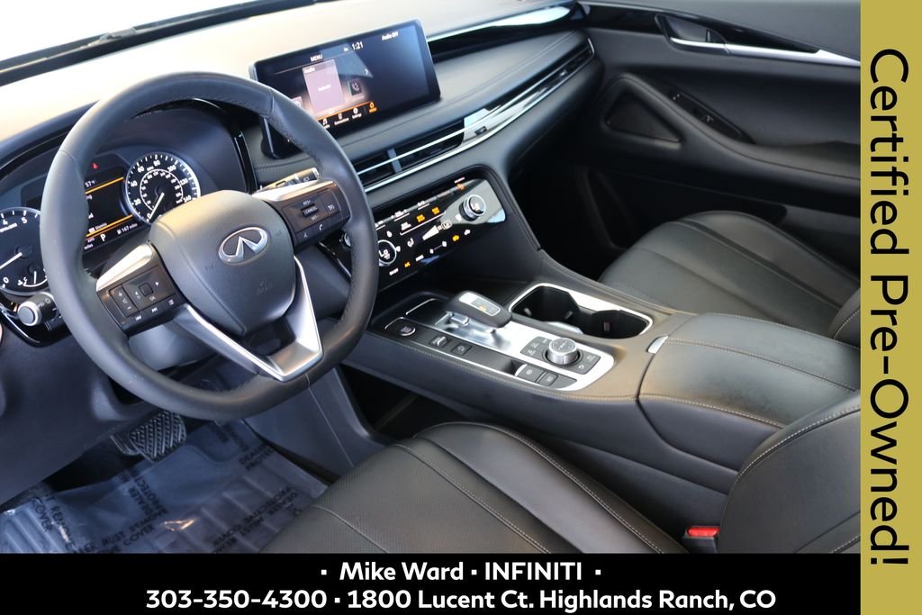 Certified Used 2025 Black INFINITI PURE image 6