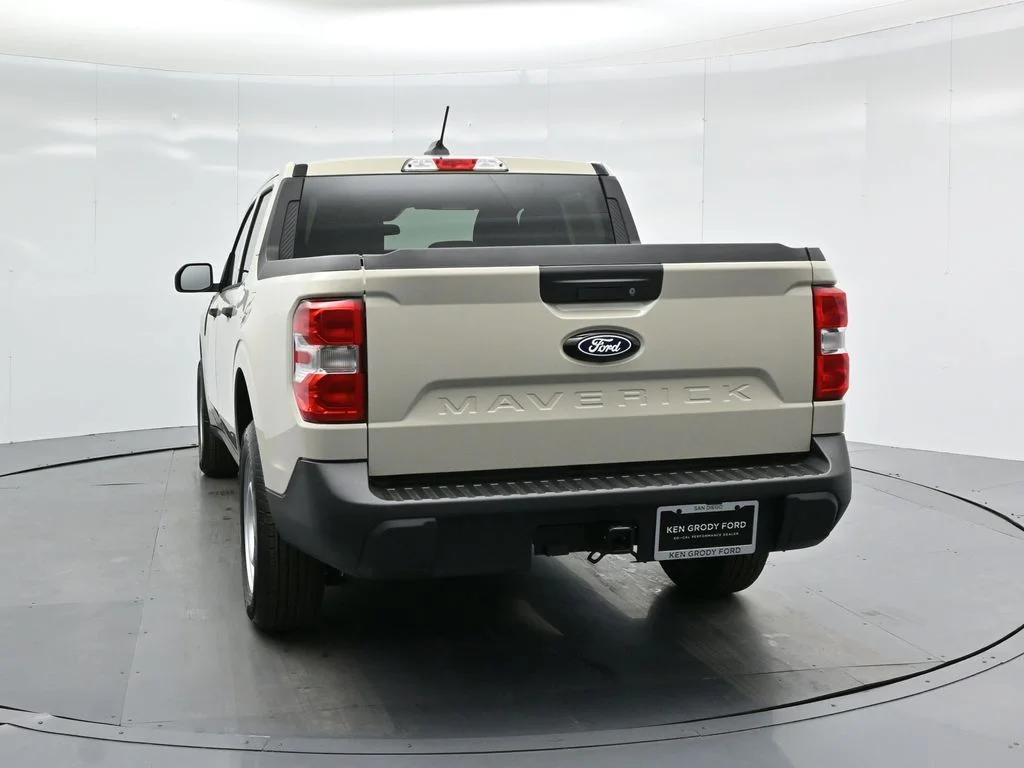 New 2025 Desert Sand Ford XL image 23