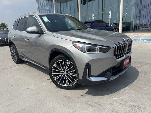 2026 BMW X1 xDrive28i's photo