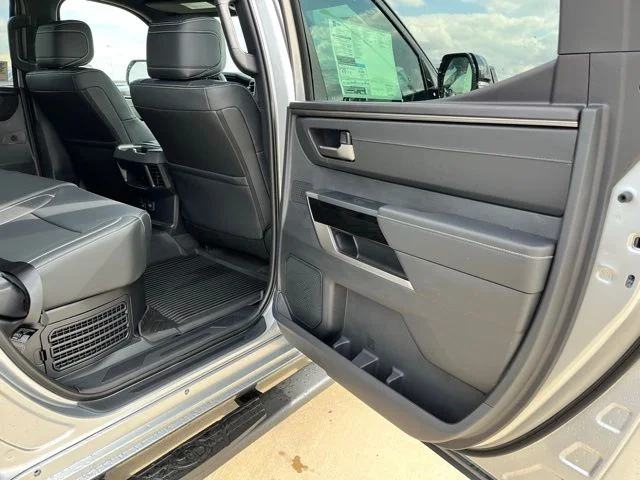 2026 Toyota Tundra Limited - Photo 19