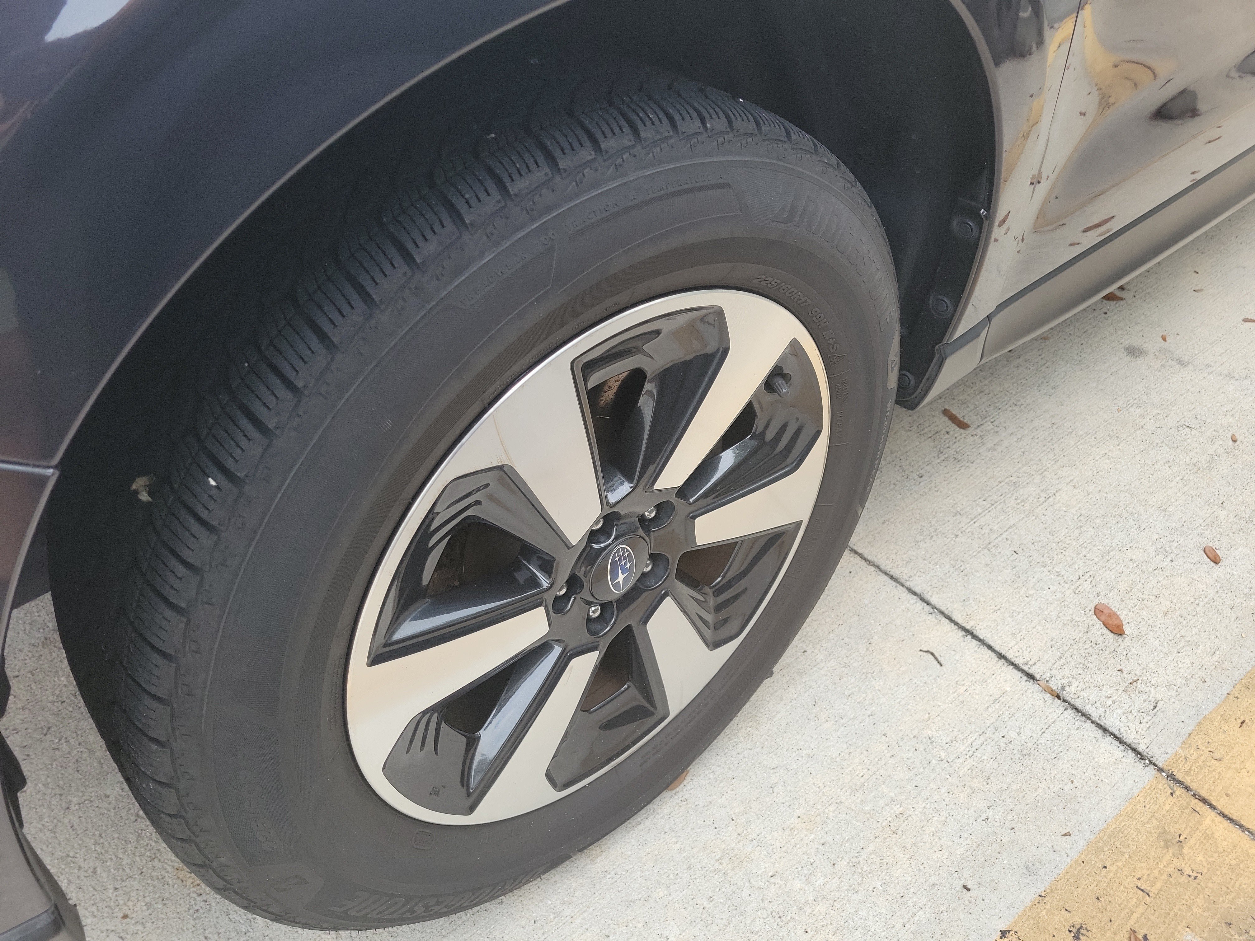 Used 2018 Dark Gray Metallic Subaru Premium image 4
