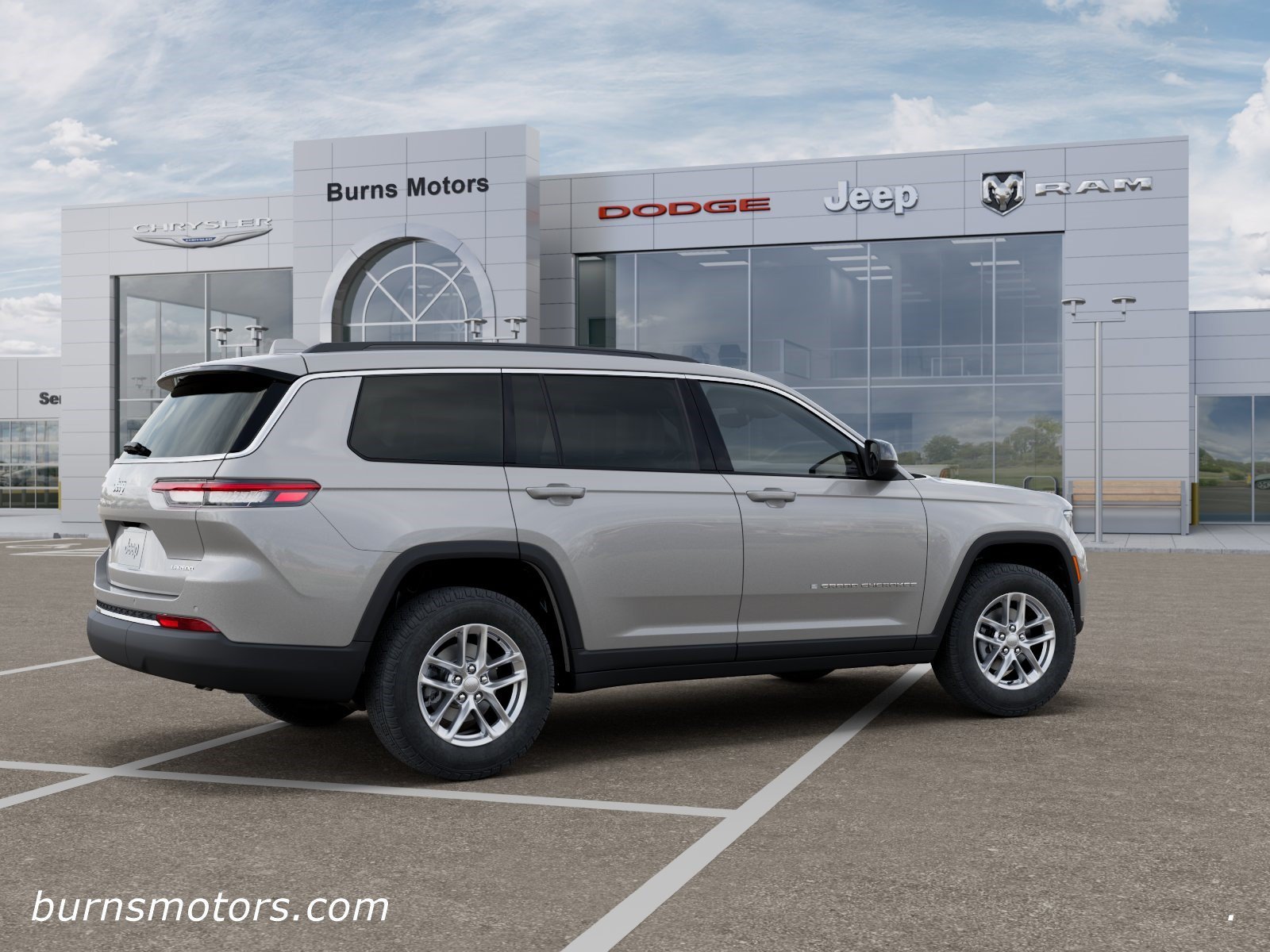 New 2026 Silver Zynith Exterior Paint Jeep Laredo image 4