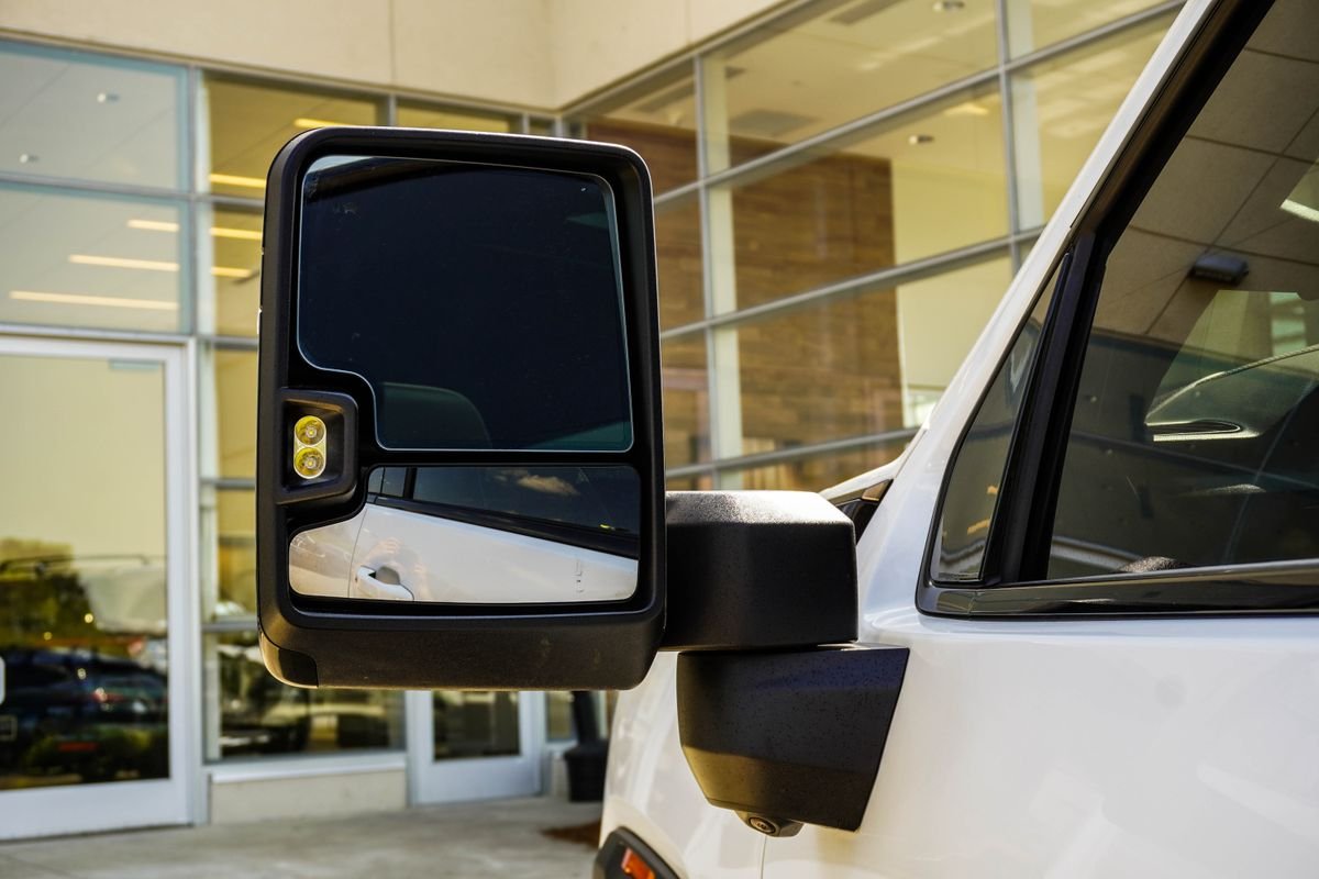Used 2026 White GMC AT4X image 14