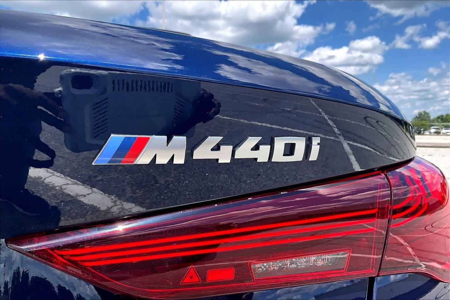 Used 2026 Tanzanite Blue II Metallic BMW M440i image 30