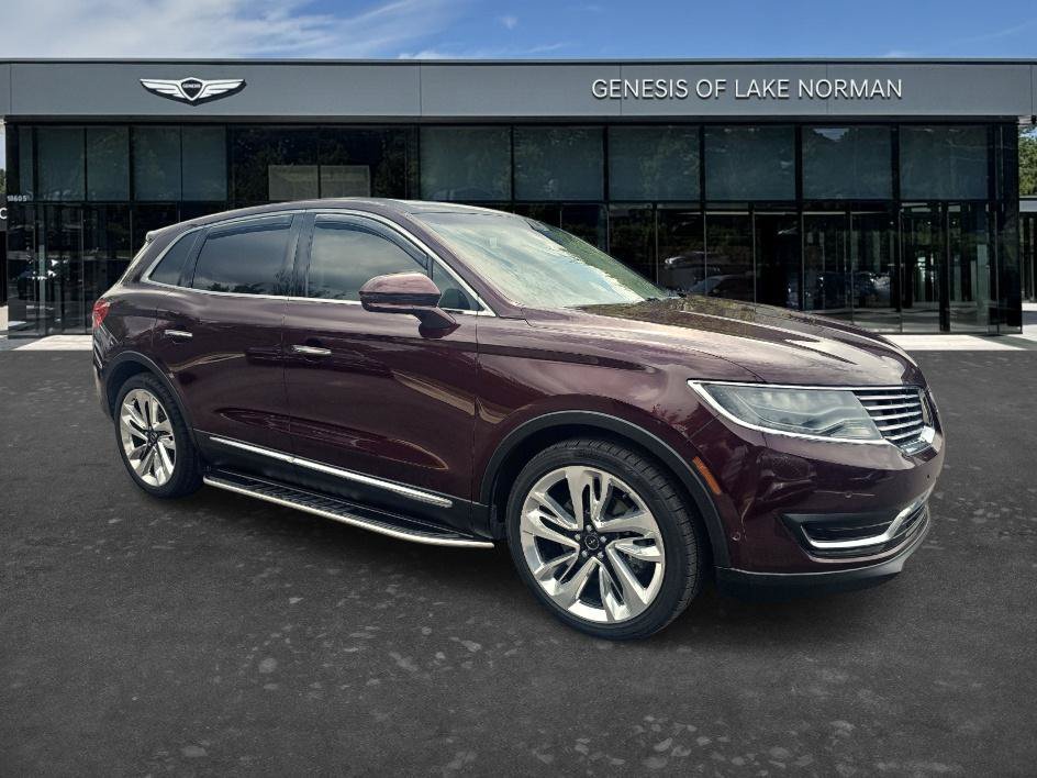 Used 2017 Burgundy Velvet Metallic Tinted Clearcoat Lincoln Black Label image 3