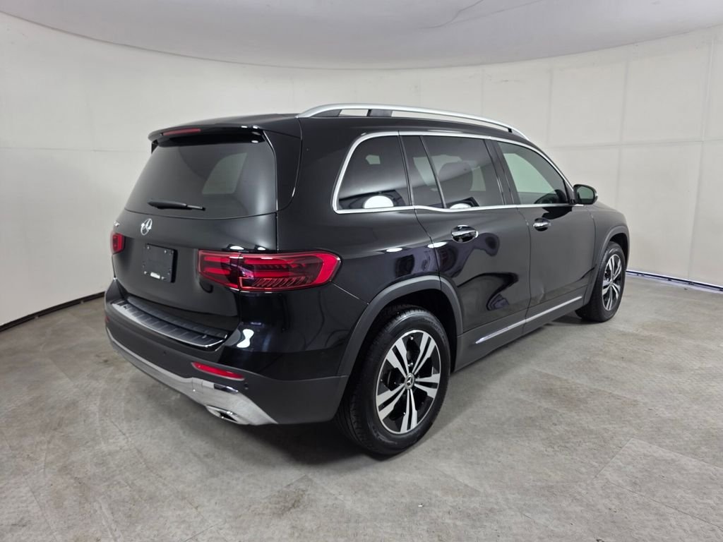 Certified Used 2025 Black Mercedes-Benz GLB 250 image 4