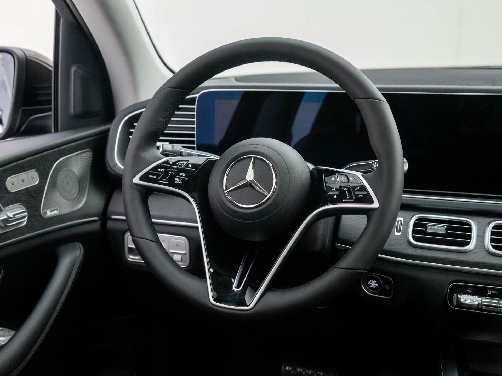 New 2026 Black Mercedes-Benz GLS 450 image 11