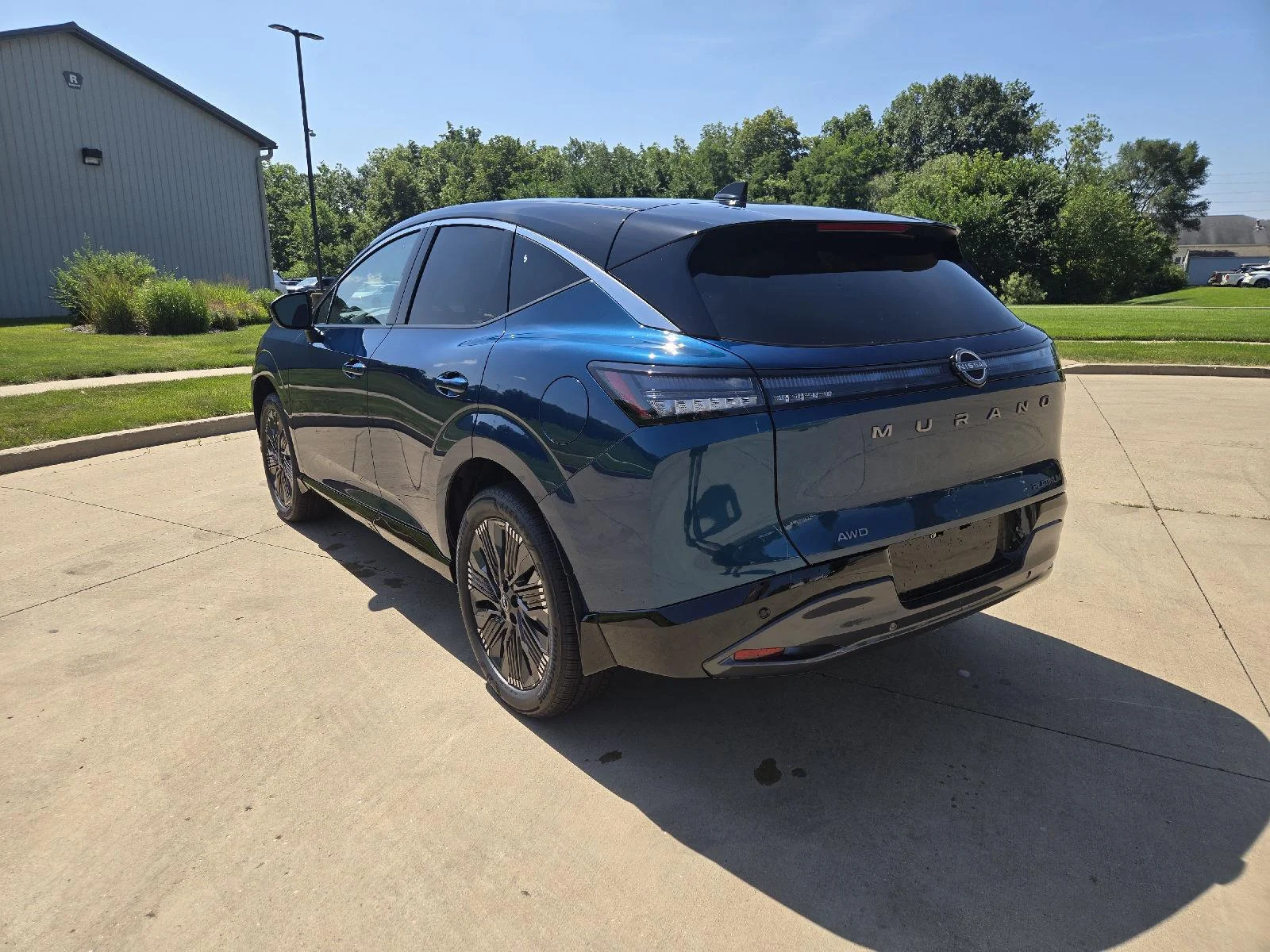 New 2026 Aurora Blue Pearl Metallic/Super Black Nissan Platinum image 6