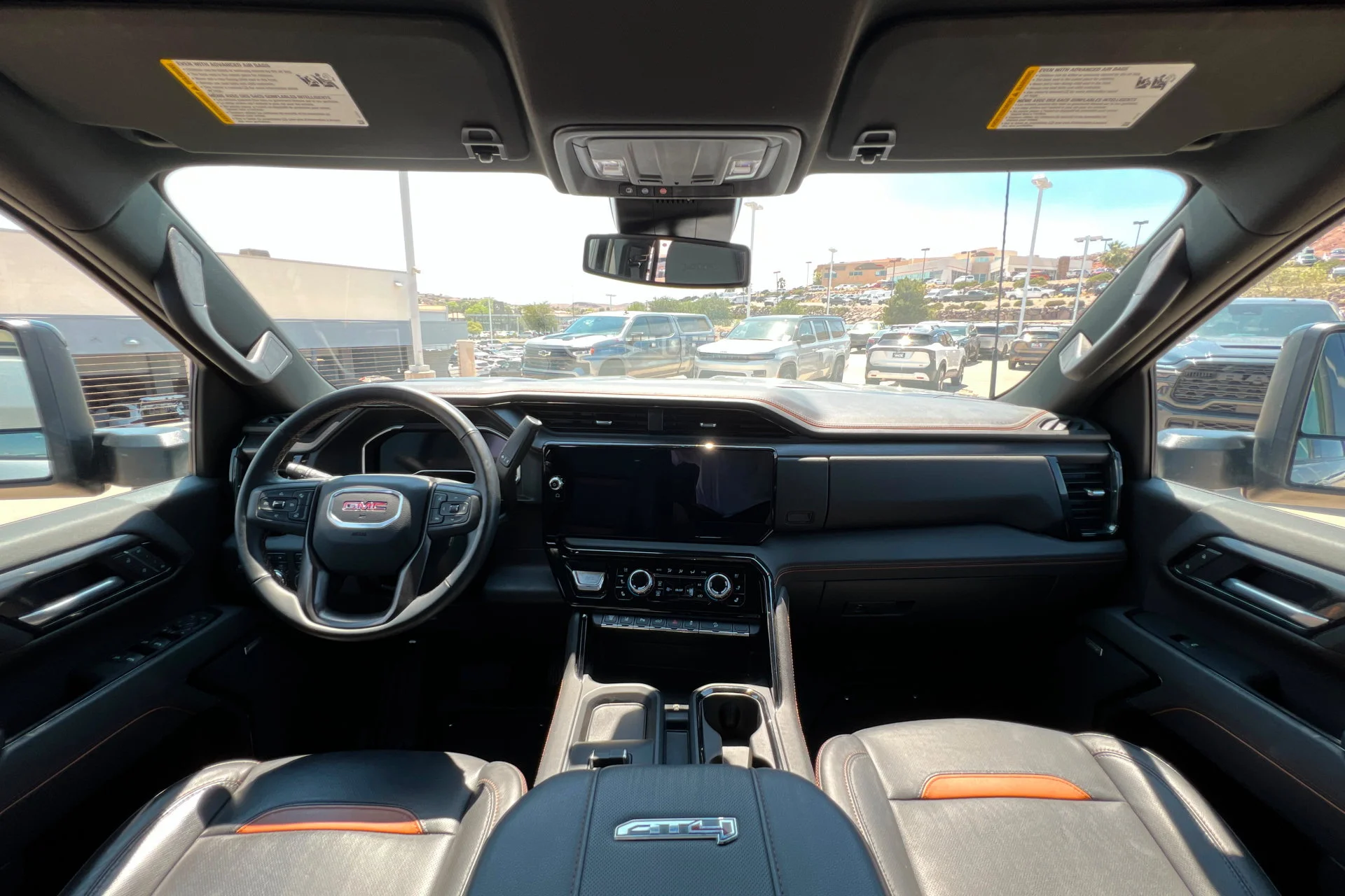 Used 2025 Sterling Metallic GMC AT4 image 9