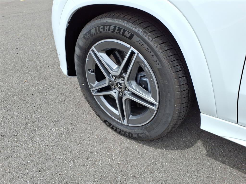 New 2026 Polar White Mercedes-Benz GLE 580 image 9