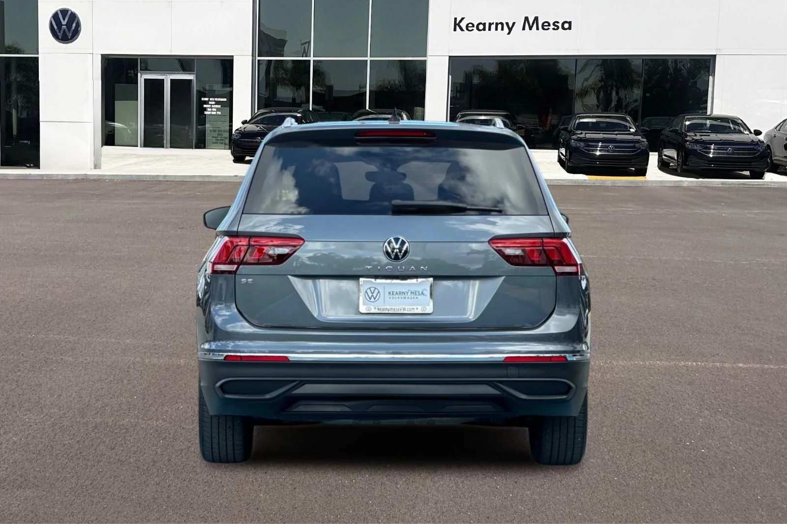 Certified Used 2023 Gray Volkswagen 2.0T SE image 5