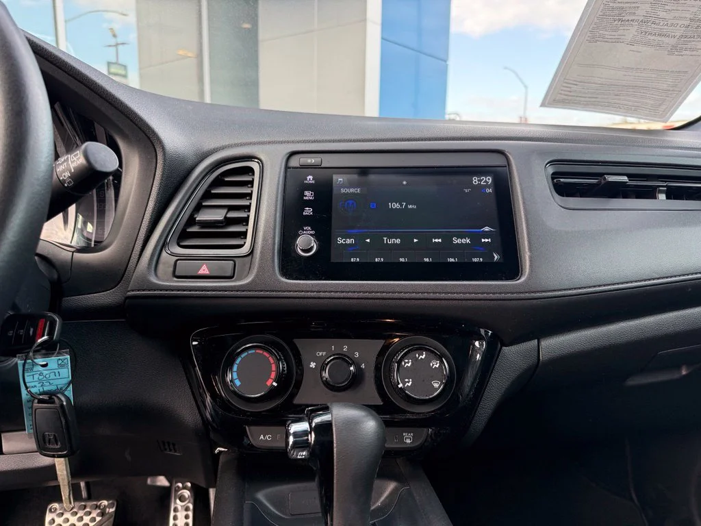 Used 2022  Honda Sport image 24