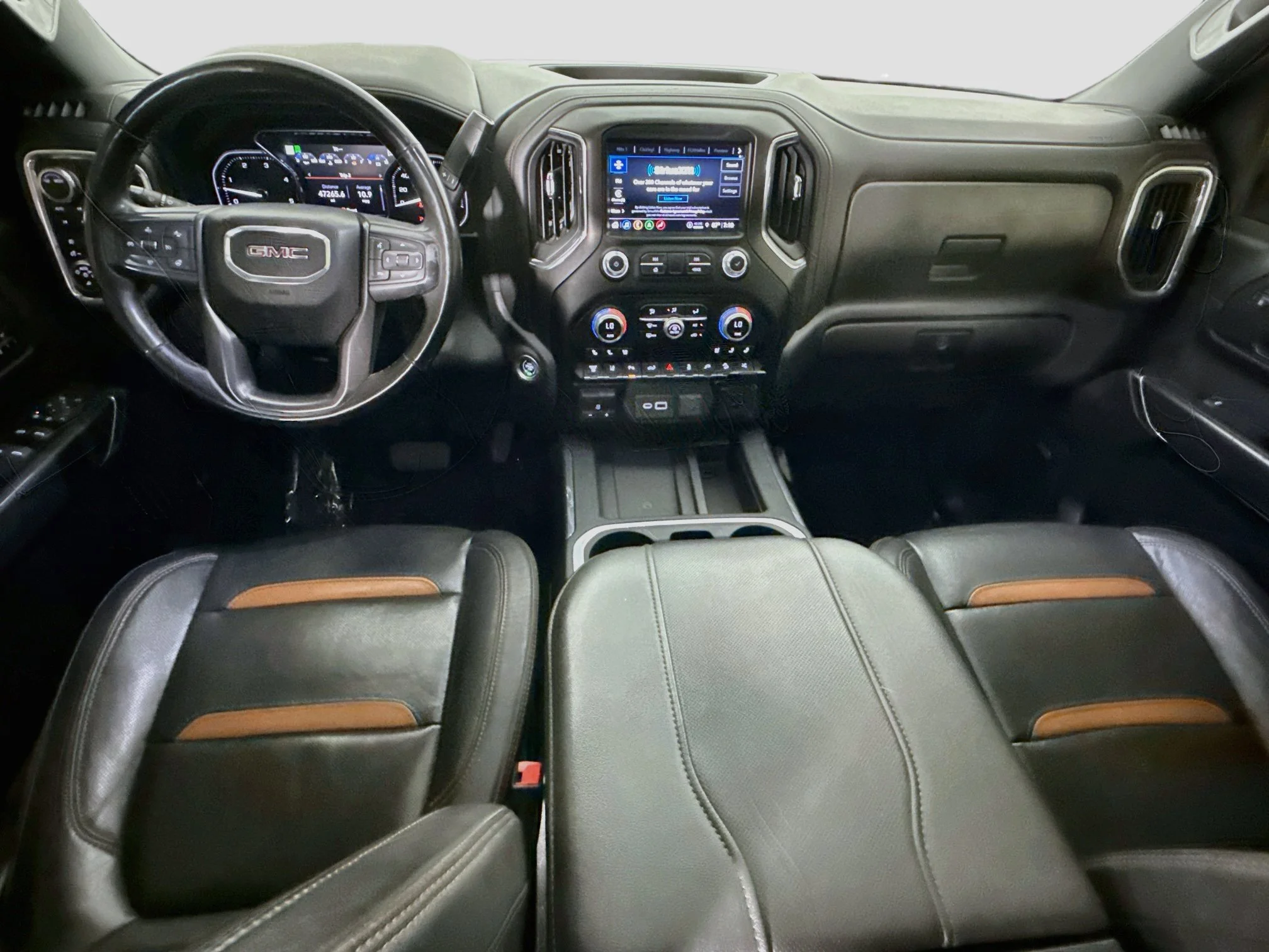 Used 2023 SUMMIT WHITE GMC AT4 image 26