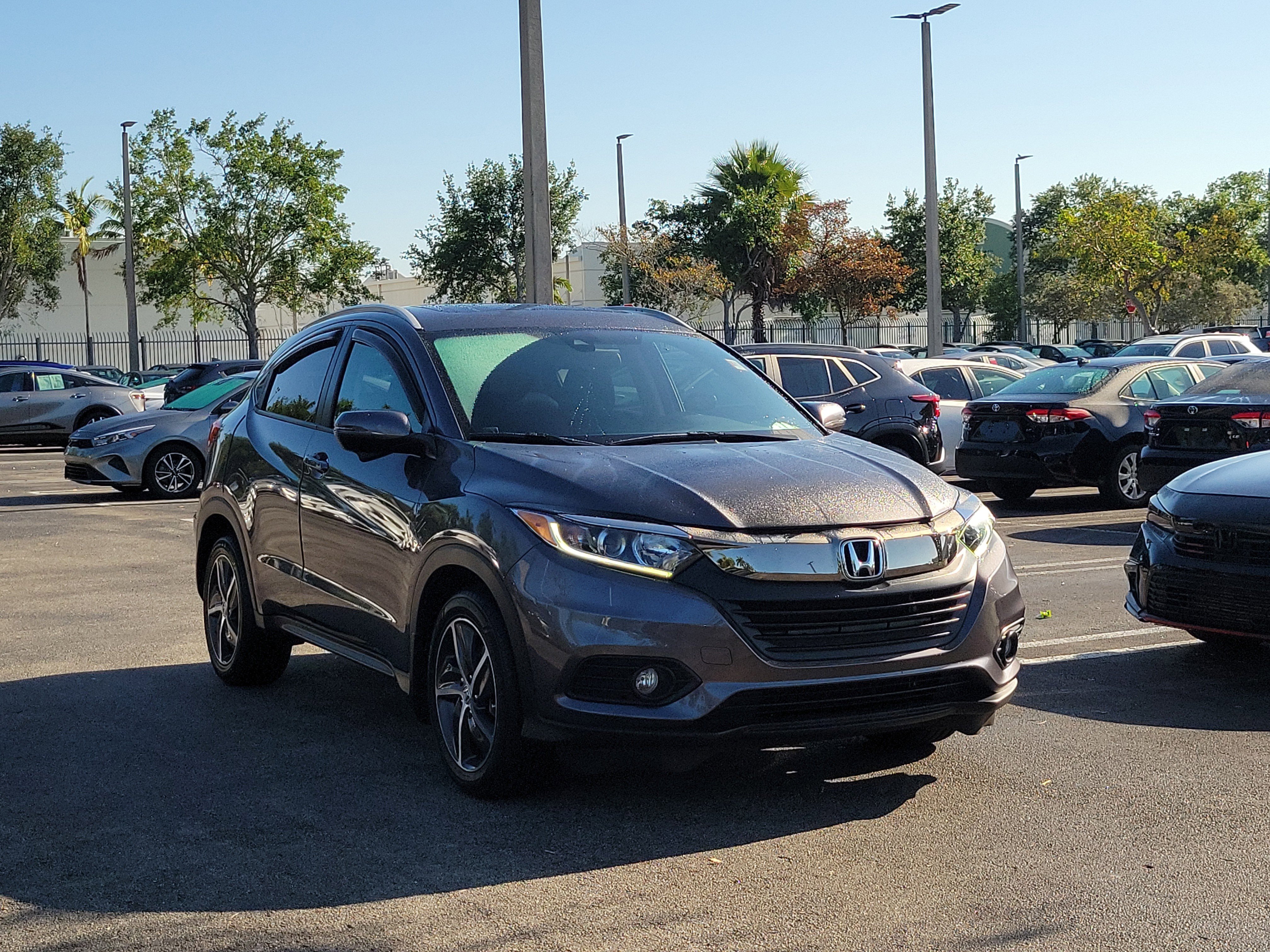Used 2022 Gray Honda EX image 3