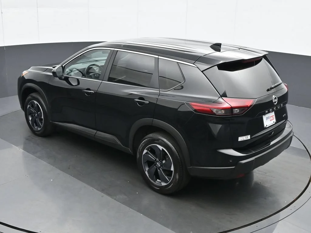 Used 2025 Black Nissan SV image 19