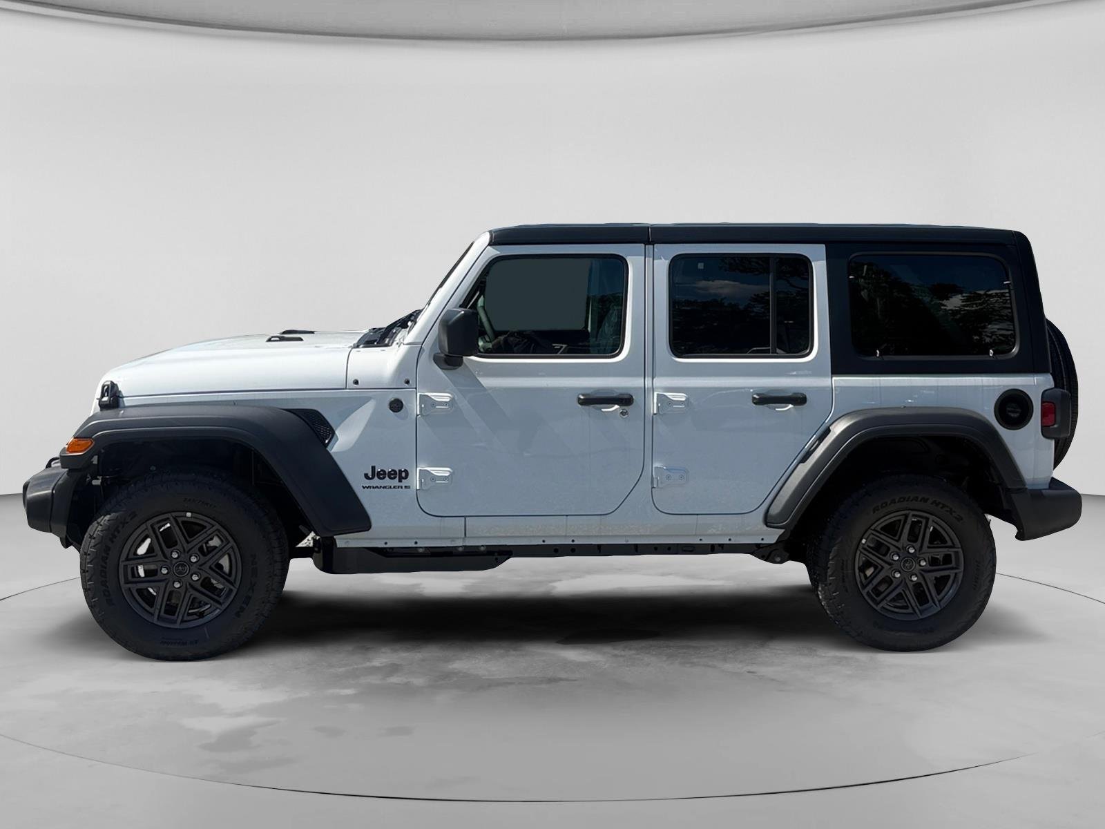 New 2026 Bright White Clear-Coat Exterior Paint Jeep Sport S image 12
