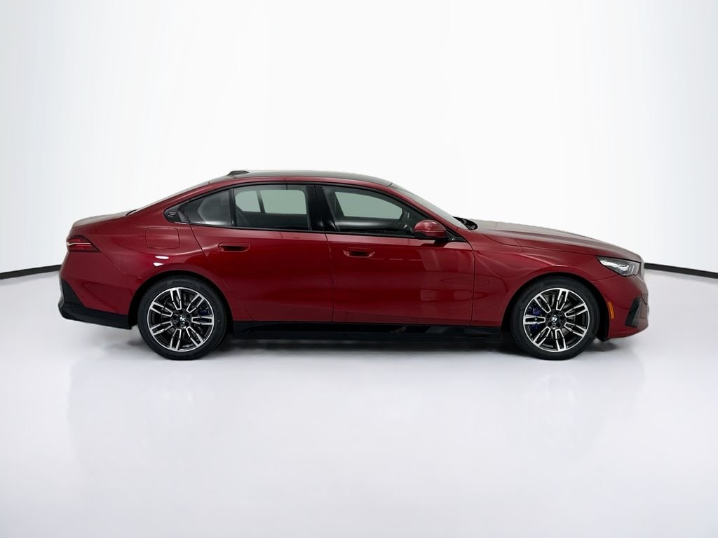New 2027 Red Metallic BMW 550e xDrive image 4