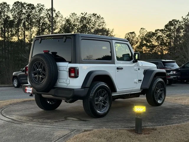 New 2026 Bright White Clear-Coat Exterior Paint Jeep Sport image 7
