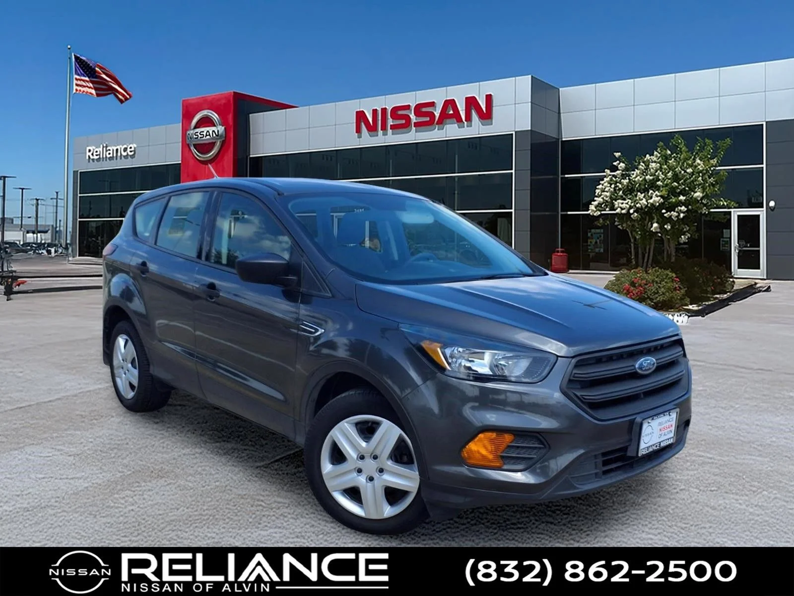 Used 2019 Gray Ford S image 1