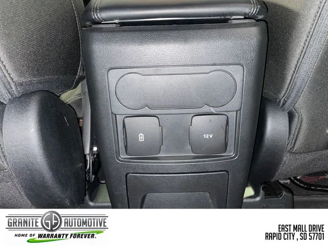 Used 2023 Red Ford XLT image 18