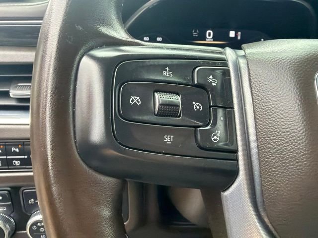 Used 2023 White GMC SLT image 24