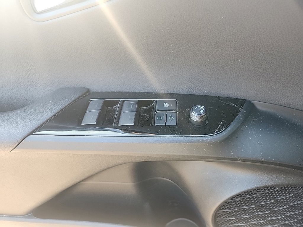 Used 2019 Magnetic Gray Metallic Toyota Advanced image 25