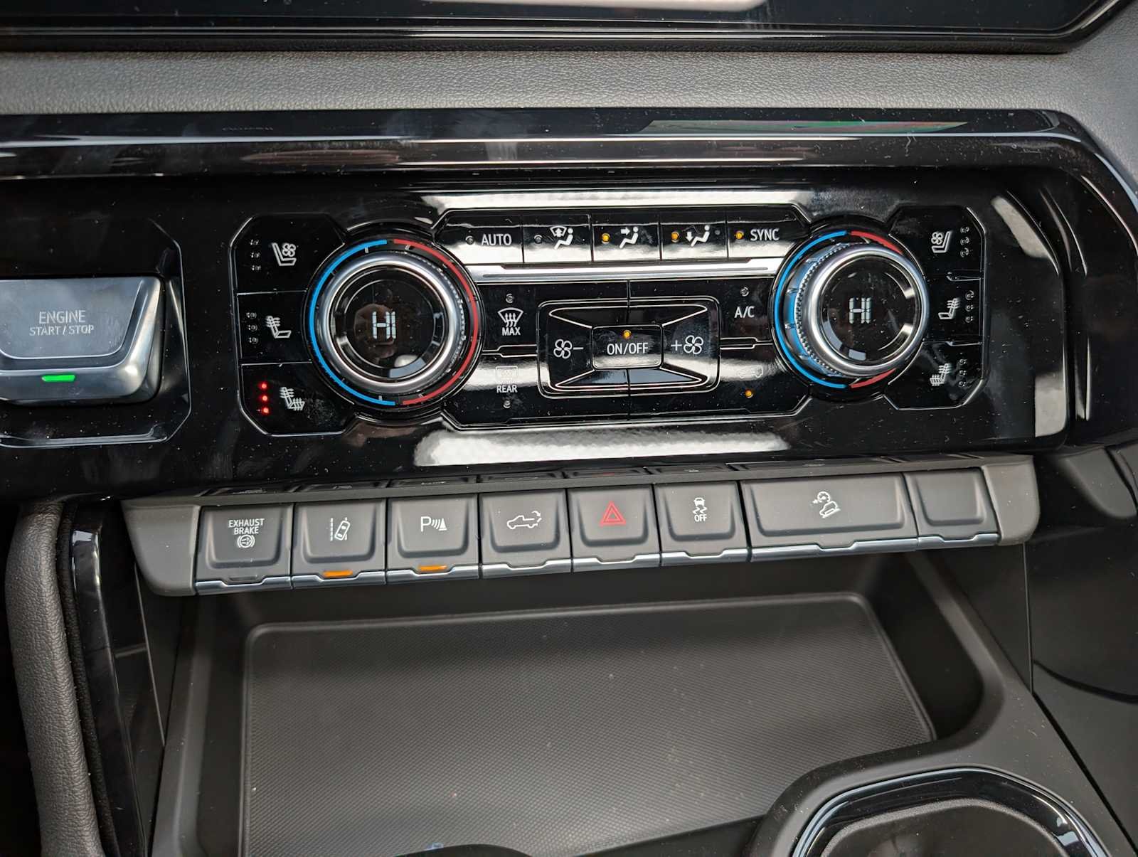 2026 GMC Sierra 2500HD AT4 - Photo 29
