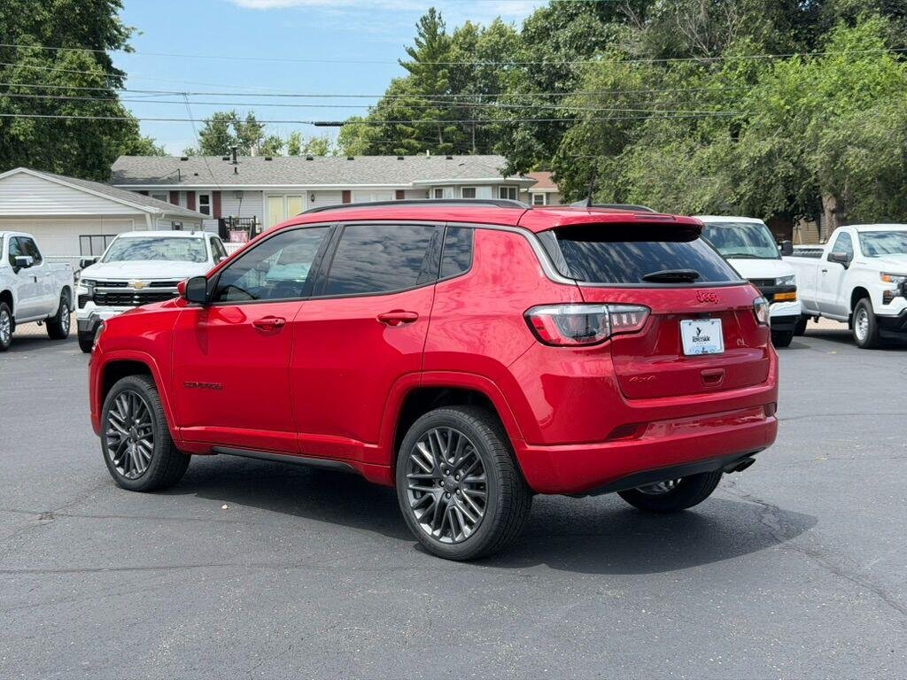 Used 2022 Redline Pearlcoat Jeep (RED) Edition image 6