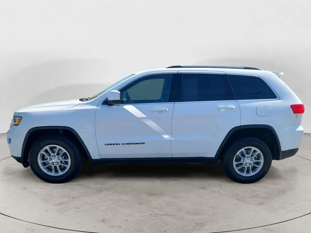 Used 2018 Bright White Jeep Laredo E image 2