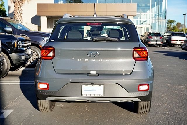 Used 2026 Gray Hyundai SEL image 9