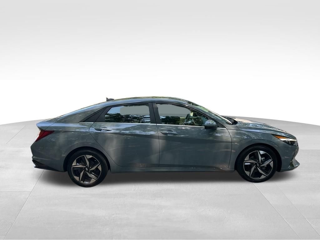Used 2021 Gray Hyundai Limited image 7