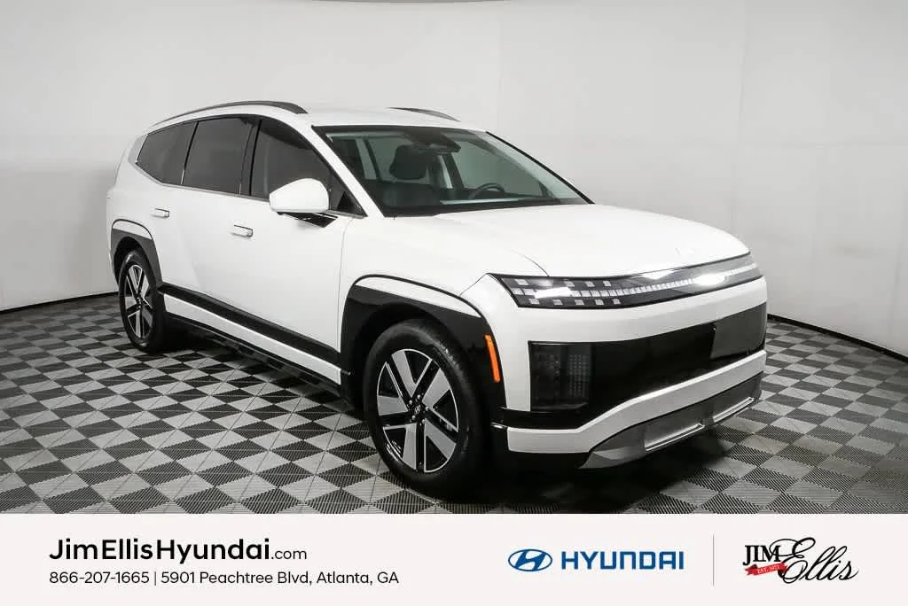 2026 Hyundai Ioniq 9 SEL AWD's photo